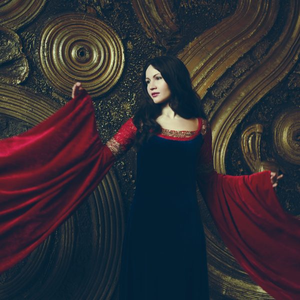 red blood dress, lotr, arwen, undomiel, elf, cosplaygirl, lord of the rings