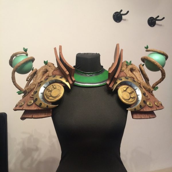 tutor cosplay pauldrons armor craft ysera warcraft blizzard